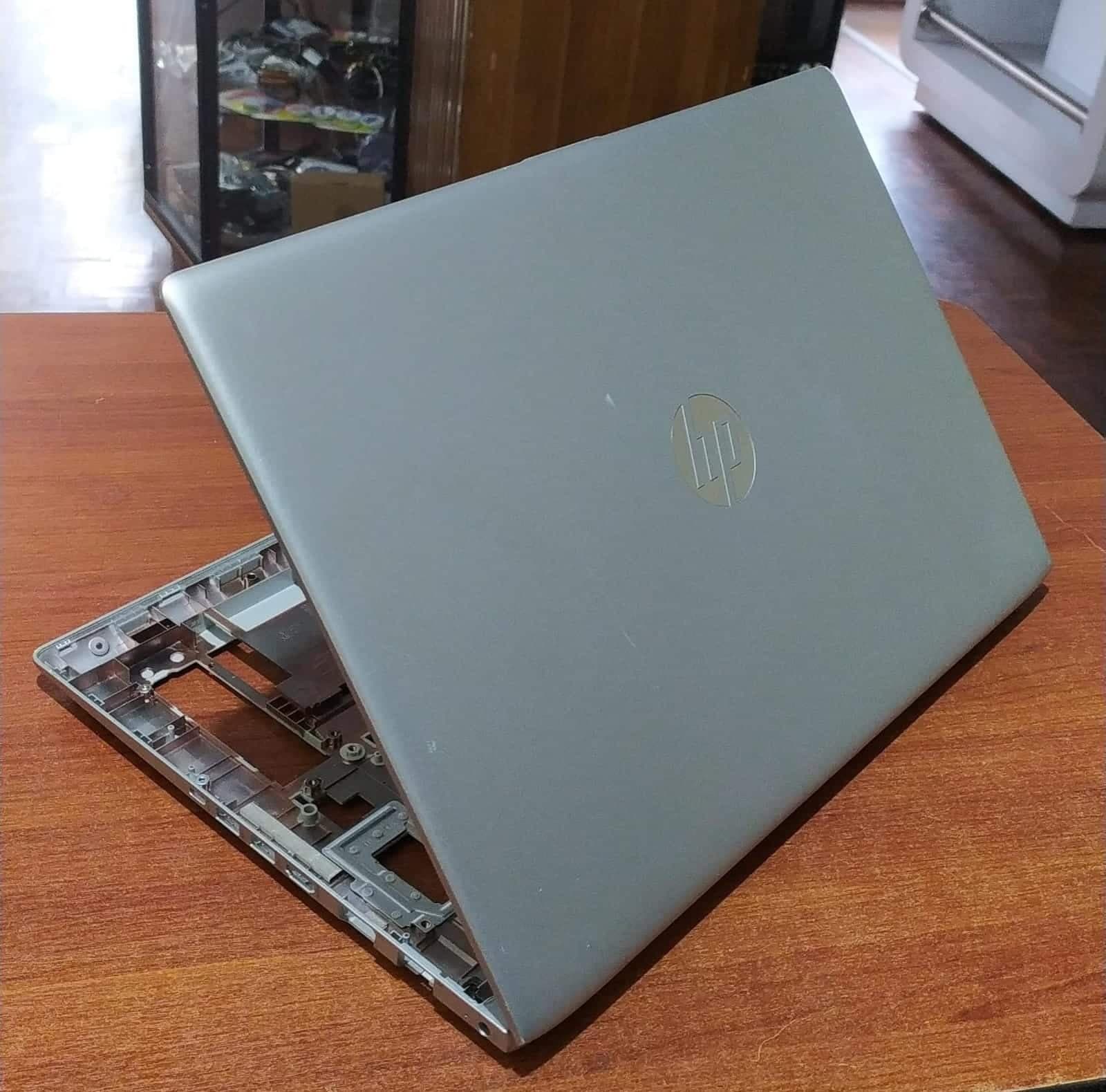 Chasis y Pantalla de HP ProBook 450 G5 | ID 2WW05LA#ABM | SN: 5CD8388Z3P — imagen 2