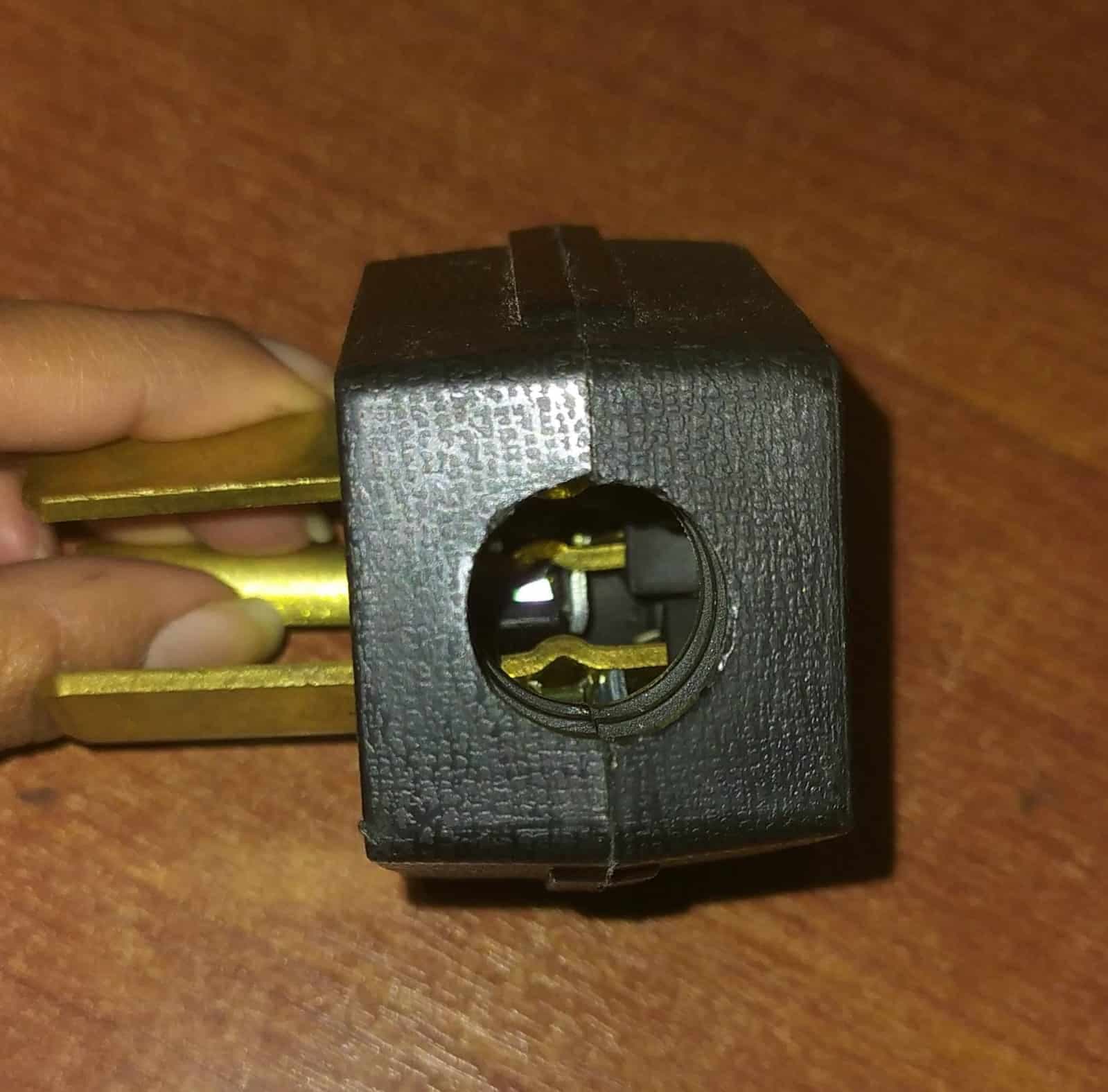 Conector NEMA 10‑50P Macho 50A 125/250V Seminovo – Enchufe Industrial — imagen 3