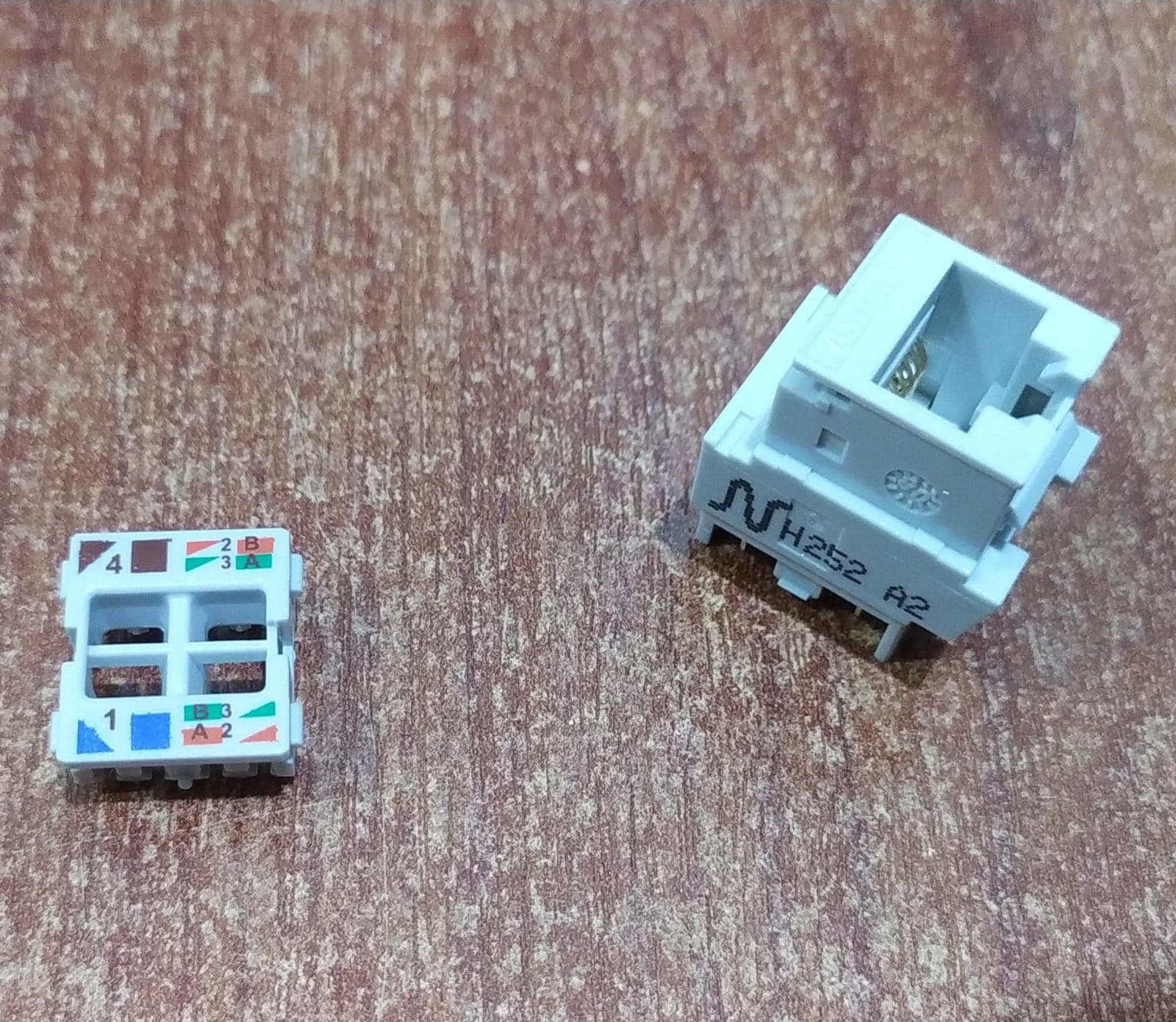 Conector Snap‑In Nexans LANmark‑6 EVO N420.660 CAT‑6 (Sin blindaje, nuevo, comunicación) — imagen 4