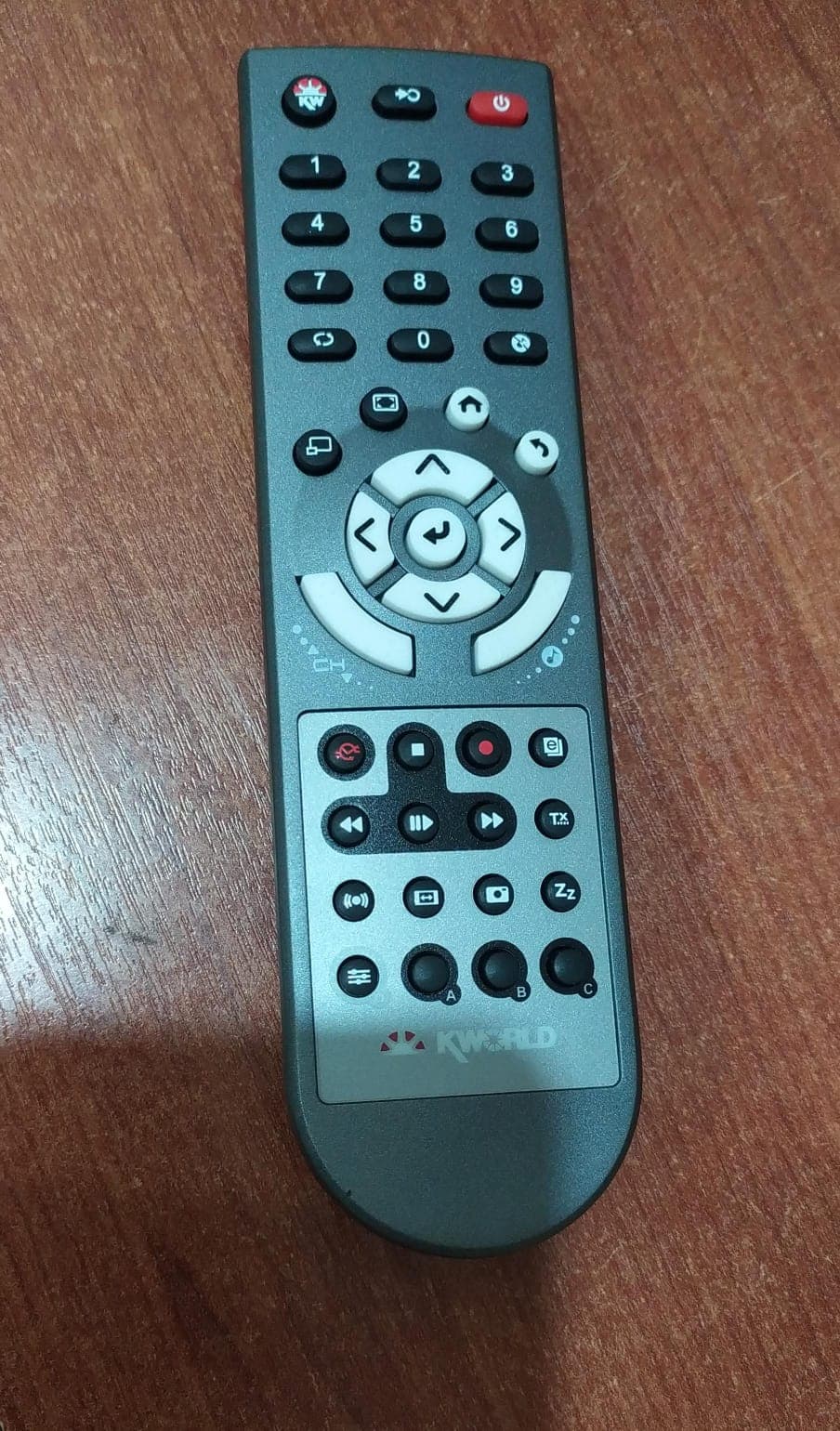 Control Remoto KWORLD UM4 – Compatible con DVBT210SE — imagen 2