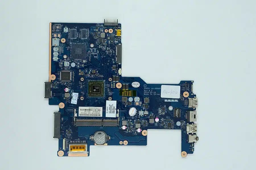 Placa HP 15‑G ZS051 LA‑A996P Rev 4.0 A8‑6410 DDR3 — imagen 1