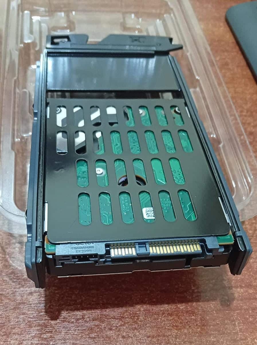 Disco Duro SAS Seagate Savvio 10K.5 ST9600205SS 600GB 10K RPM 2.5” — imagen 4