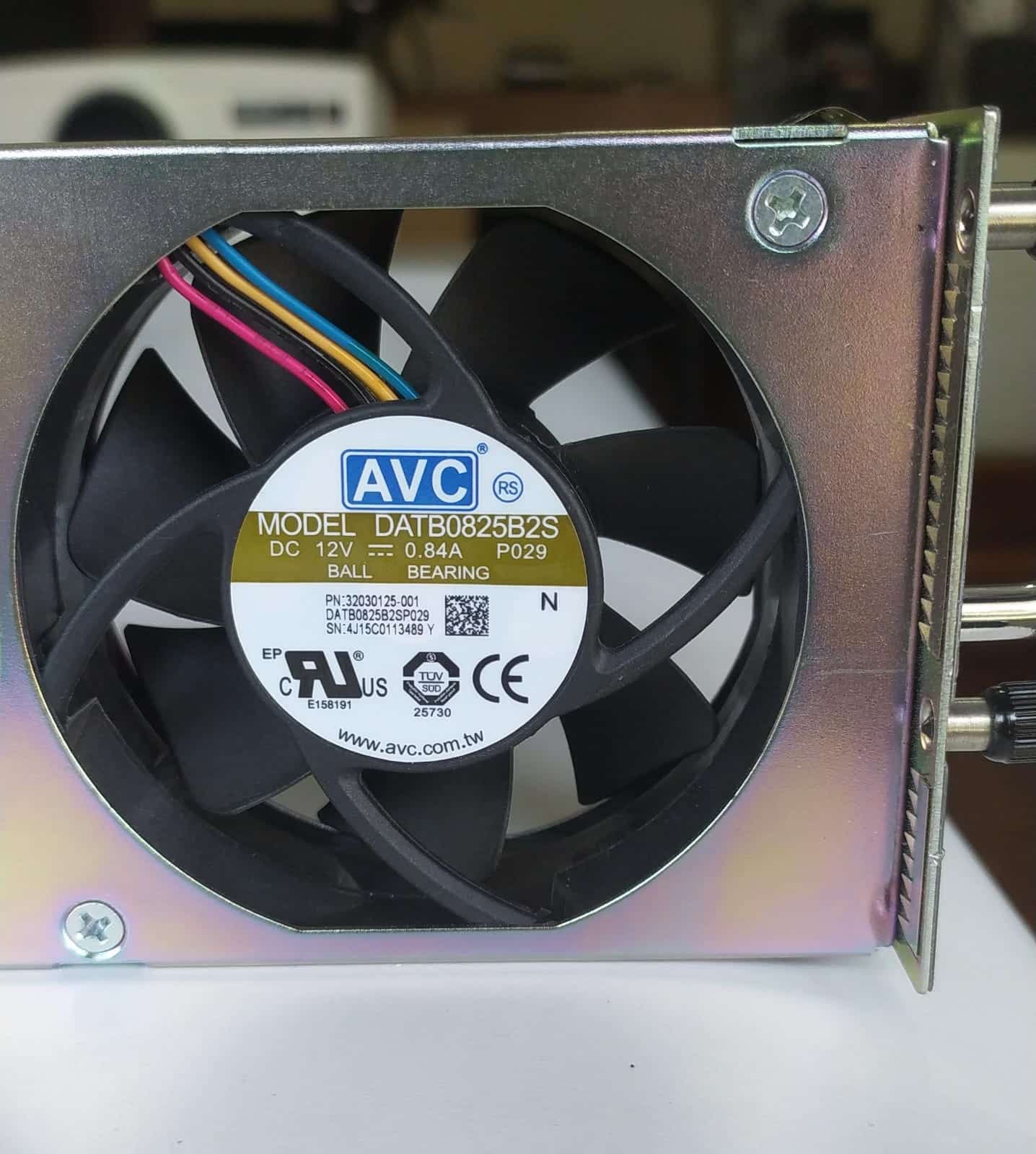 DISIPADOR DE 5 VENTILADORES DATB0825B2S | MODELO HUAWEI AR2200-FAN AR2240(Router empresarial) — imagen 6