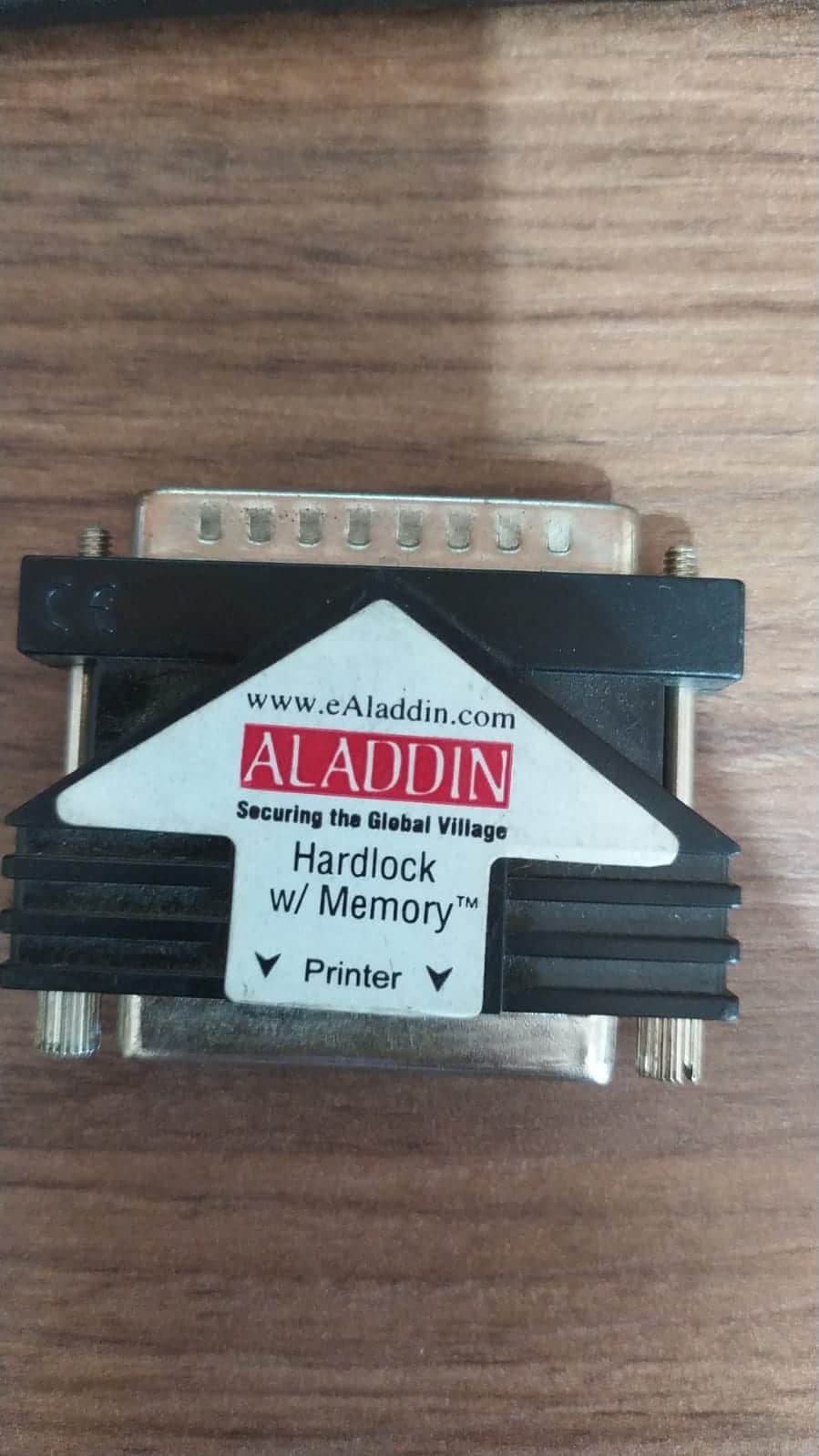 Dongle de bloqueo duro Aladdin SafeNet | # 9933019 | memoria para vista previa — imagen 1