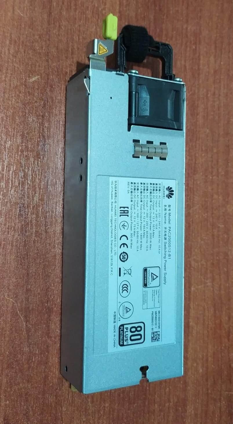 Fuente de Alimentación | HUAWEI | PAC2000S12-B1 | SN: 2102312YKR | OceanStor Pacific 9950 | 2000W 02312YKR — imagen 1
