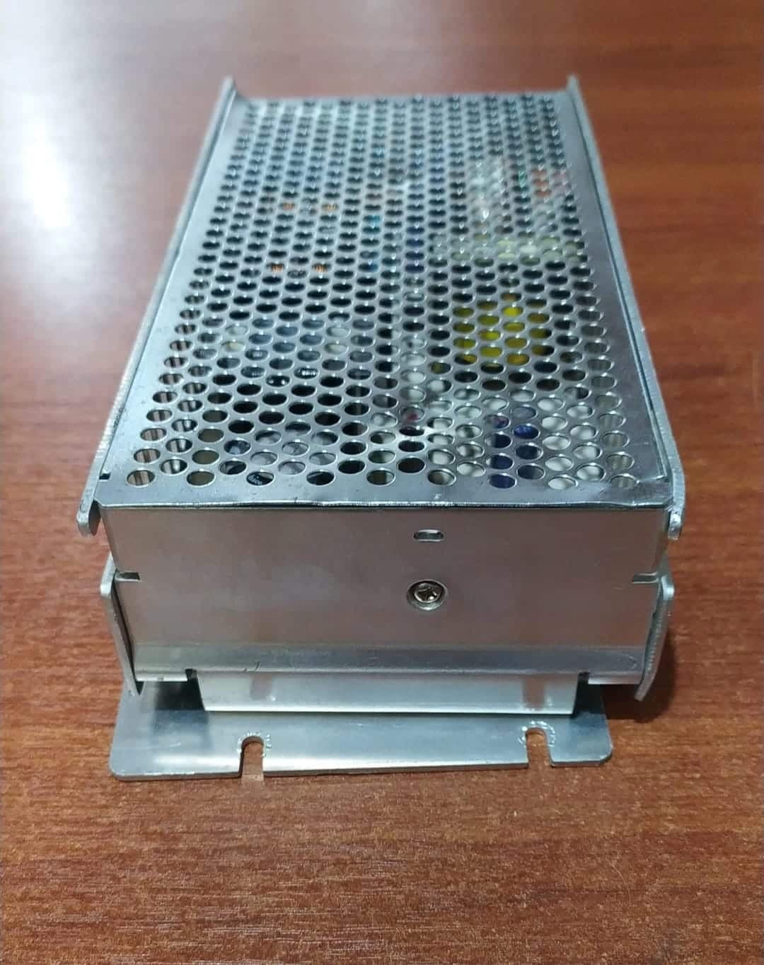 Fuente de Alimentación TDK-Lambda SWS150-24/T1B HFP 24V 6.3A Chasis Mount — imagen 3