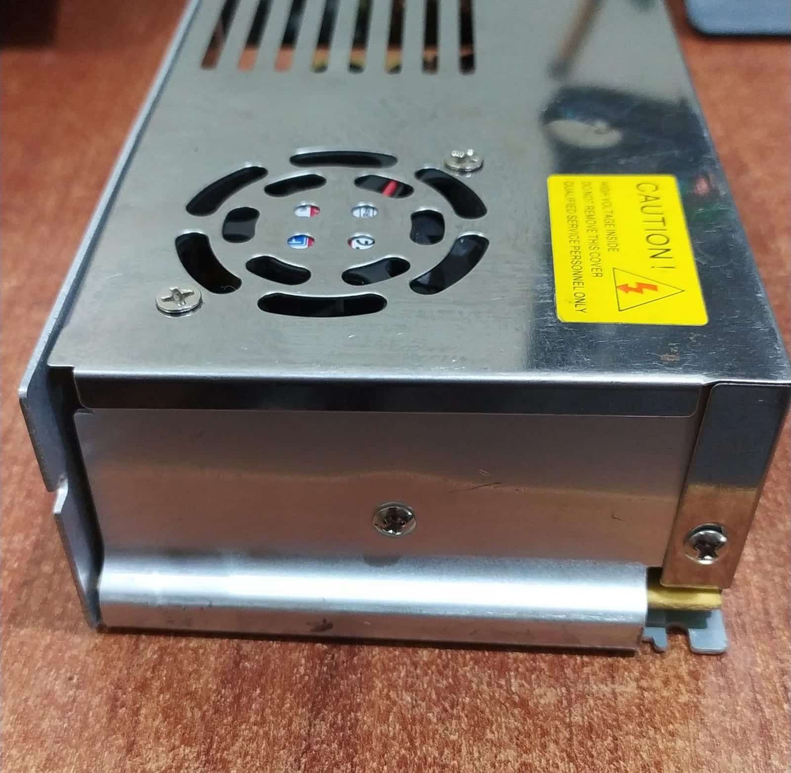 Fuente de poder 12 V 21 A JM MV WELL GS‑250‑12 seminueva — imagen 5