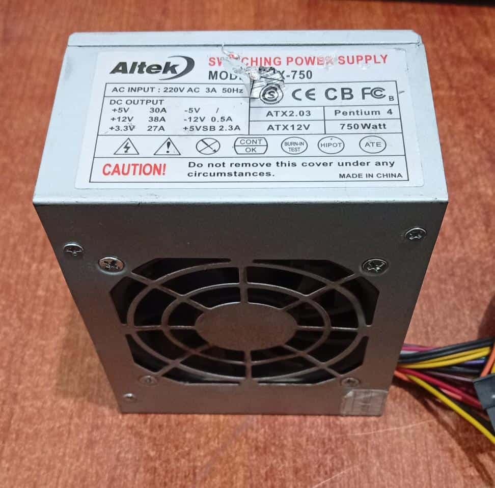 Fuente de Poder ATX 750W Altek Modelo ATX‑750 (Usado) — imagen 3