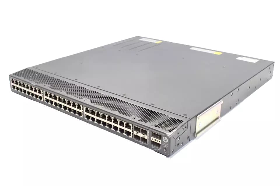 HPE JG894A FlexFabric 5700-48G-4XG-2QSFP+ Switch | de uso — imagen 1