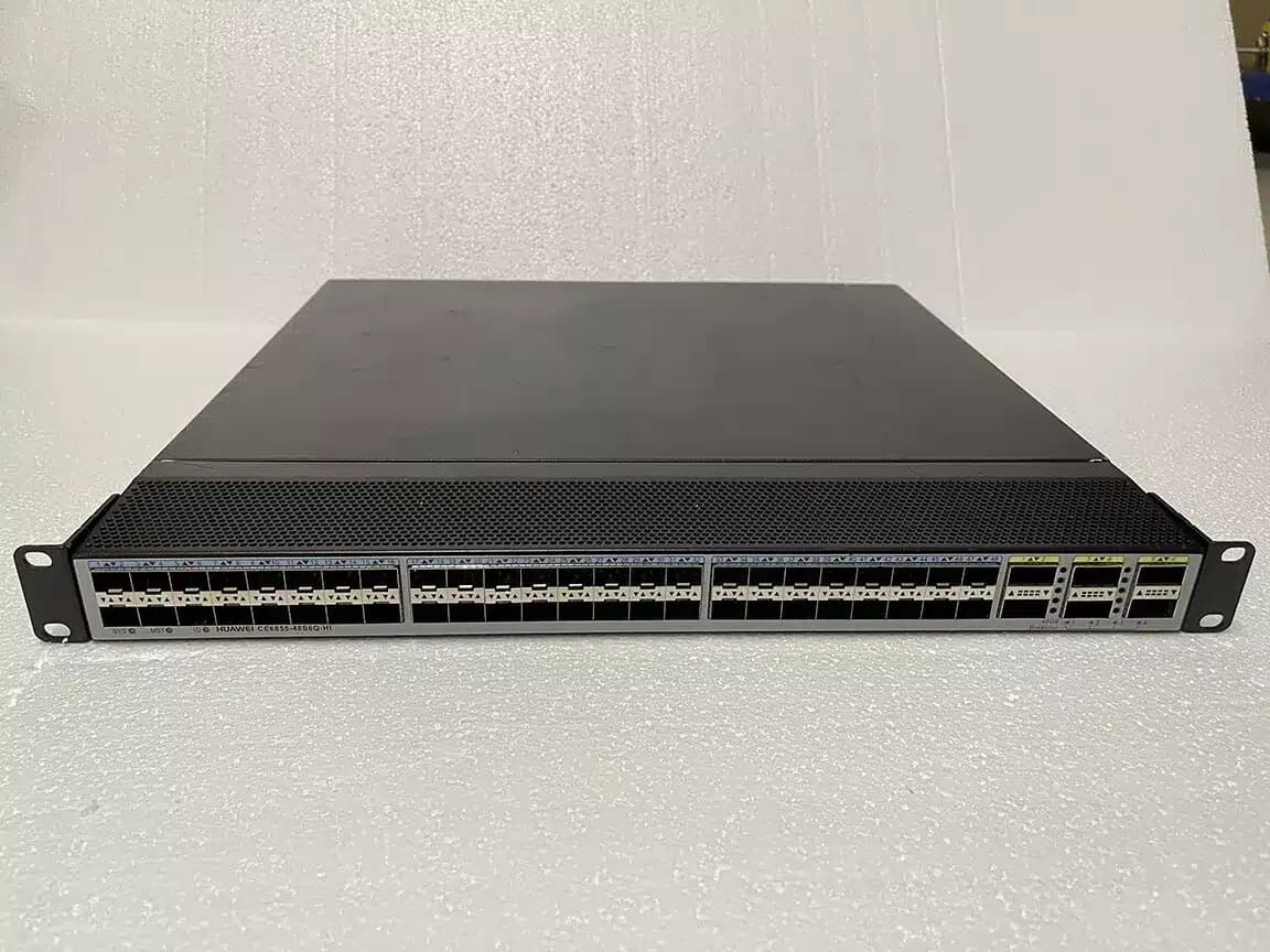 Huawei CE6855 48S6Q-HI 48x 10G SFP+ y 6x 40G QSFP+ con doble PSU de CA | de uso — imagen 1
