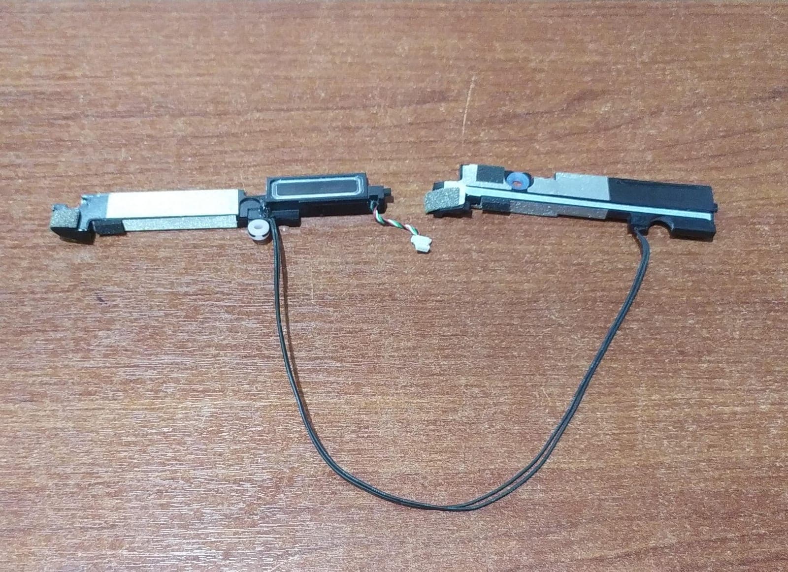 Juego de Altavoces Incorporados | M50317-001 | izquierdo y derecho para HP EliteBook X360 830 G7 G8 — imagen 1
