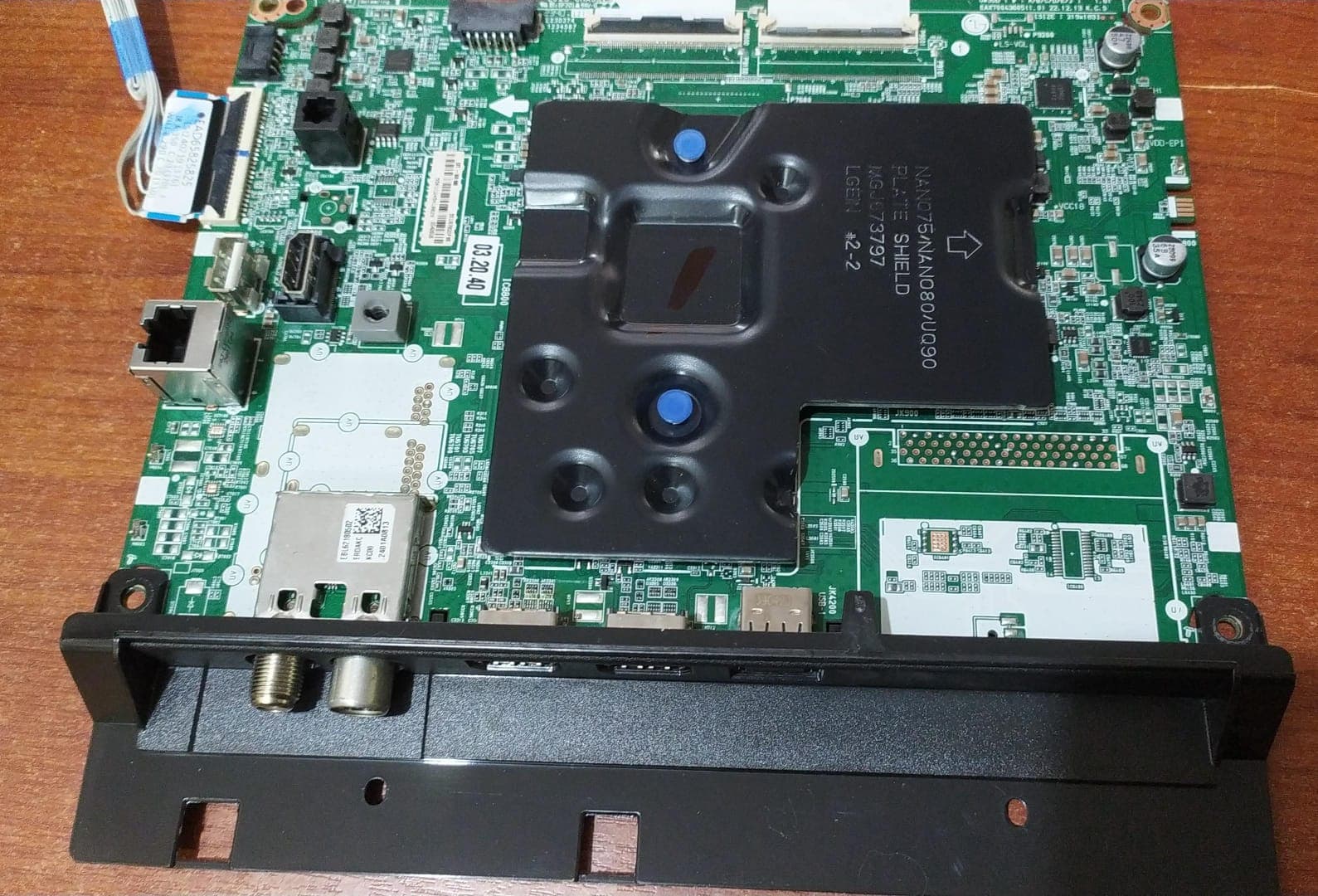 Kit de Partes de Televisor LG 55UR7800PSB – Mainboard, Bocinas, Cables, IR — imagen 5