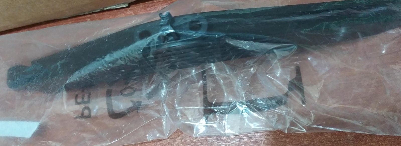 Kit Patas Laterales Televisor SmartTV ABS HB75 (56-55P12L-) Compatibles Universal — imagen 1