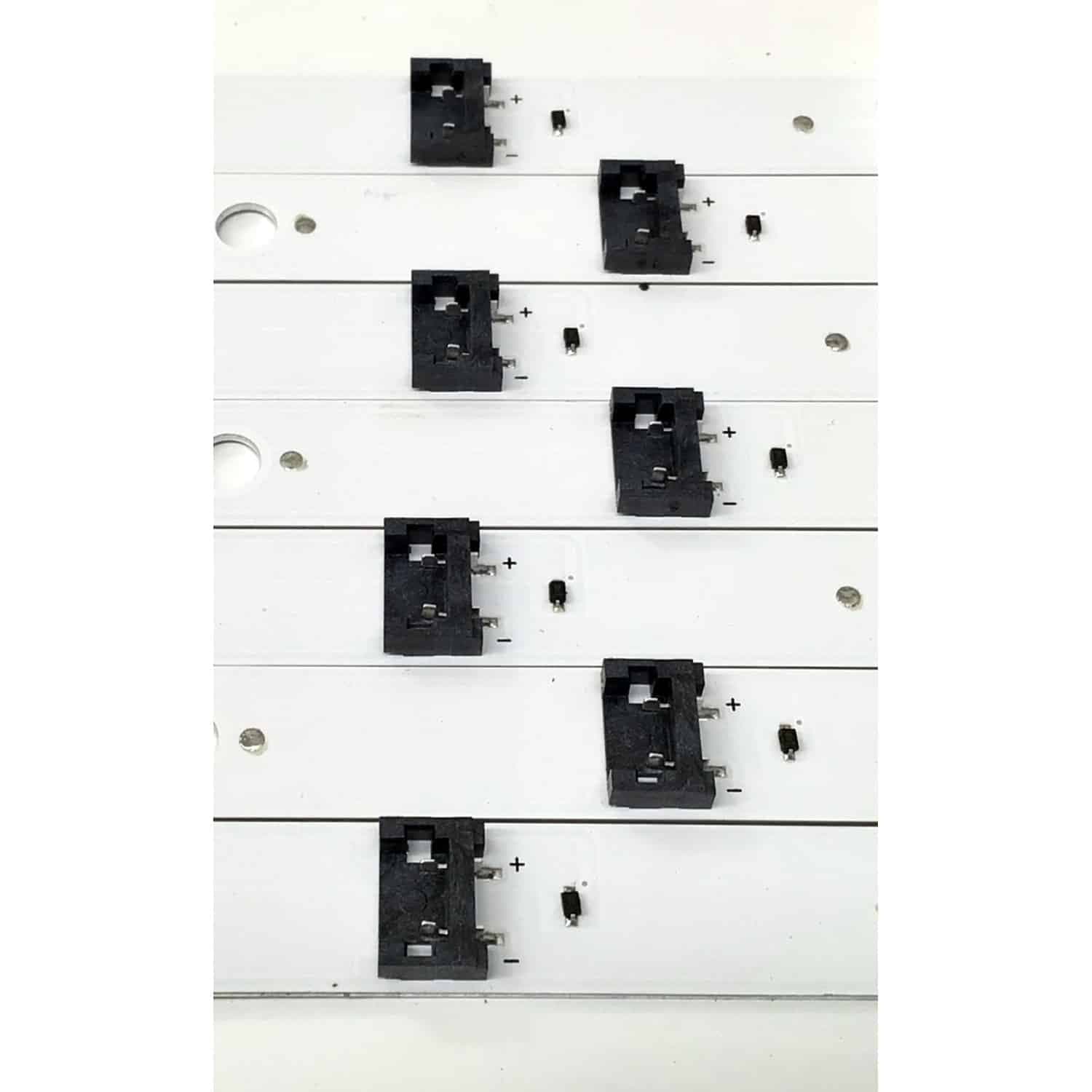 Kit Tiras LED de TV LG 55UR7800PSB (55″) – 7 piezas – SSC_Y23 Slim Trident – Compatible UR8000 — imagen 4