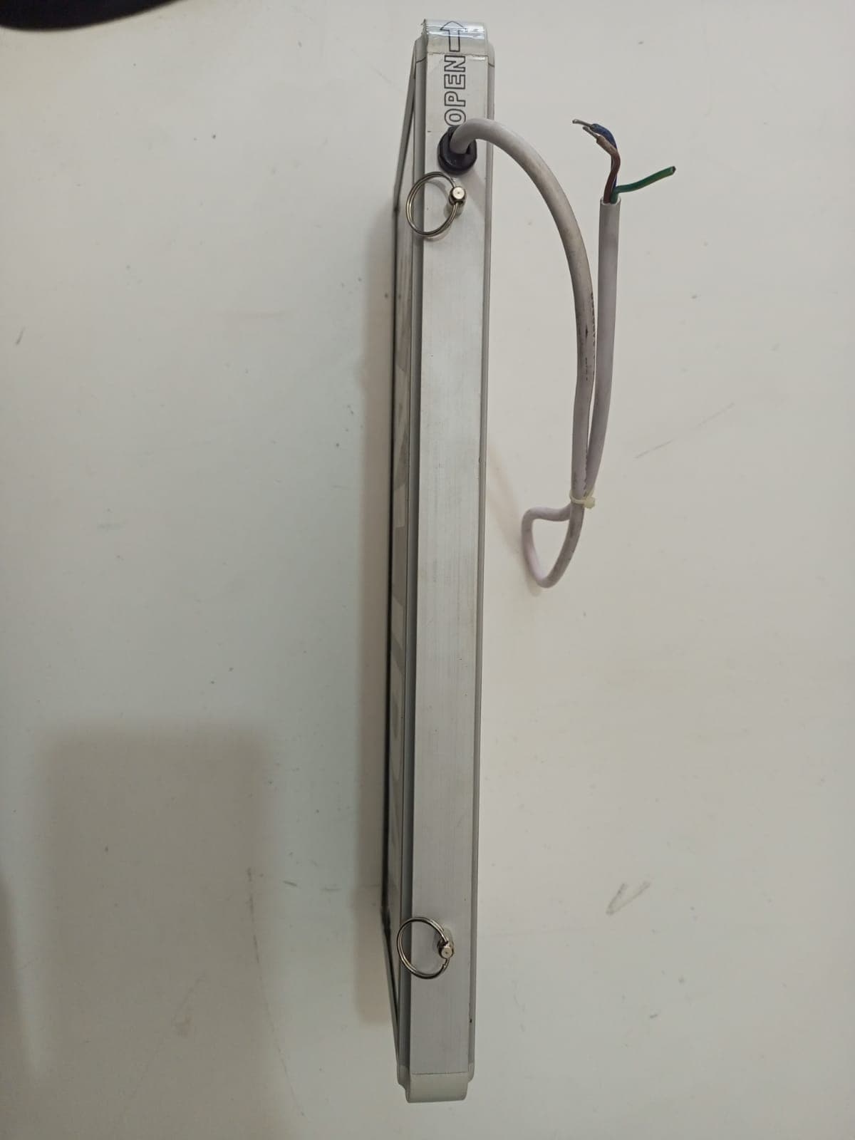 LETRERO LED DE SALIDA | 36.5 x 15 cm | Maviju — imagen 4