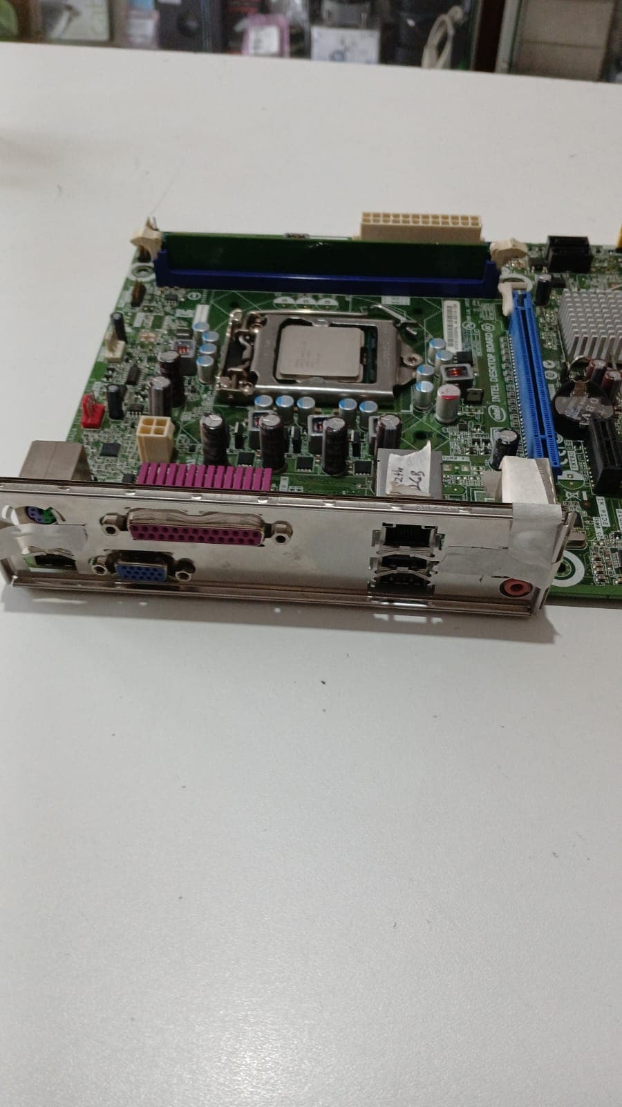 MAINBOARD INTEL DH61WW-B3 + PROCESADOR INTEL CORE I3 2DA GEN + 2GB RAM DDR3 — imagen 2