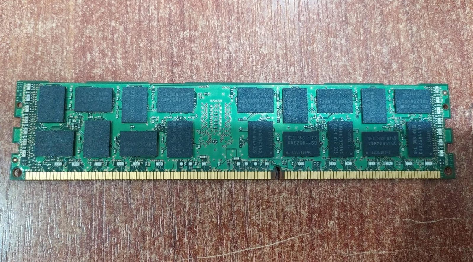 Memoria RAM ECC Registered Samsung M393B1K70DH0-YH9 8GB DDR3-1333 (PC3L-10600R) para Servidores — imagen 3