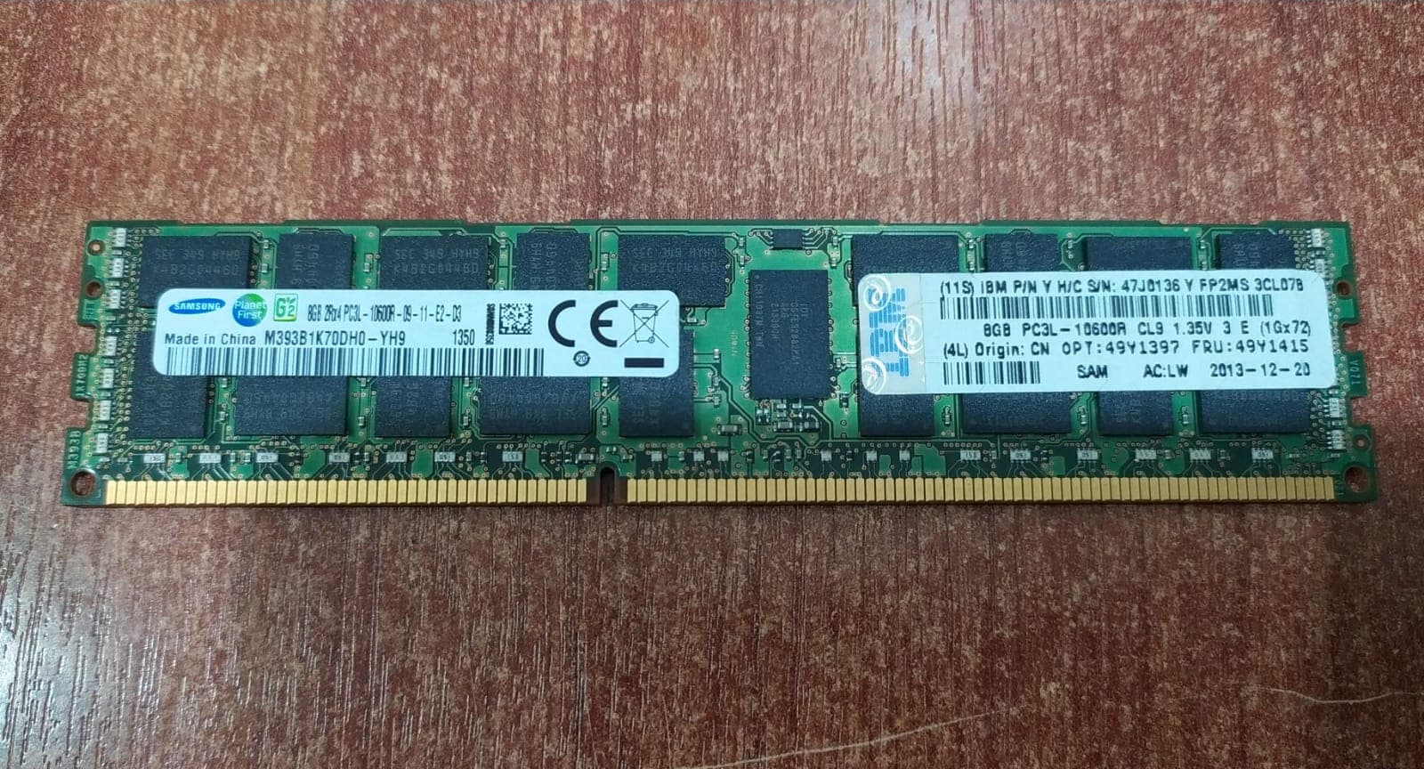 Memoria RAM ECC Registered Samsung M393B1K70DH0-YH9 8GB DDR3-1333 (PC3L-10600R) para Servidores — imagen 1