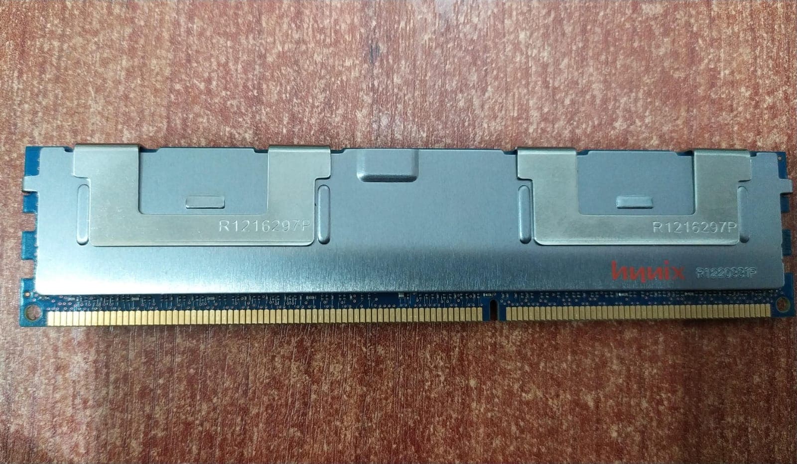 Memoria RAM Hynix 4 GB DDR3 PC3‑10600R HMT151R7TFR4C‑H9 – Ideal para servidores/workstations — imagen 2