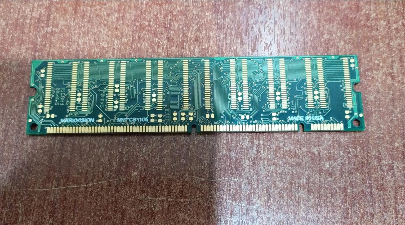 Memoria RAM IRL DEM DP100-064083A 64MB SDRAM PC100 168 Pines Para PC Antiguas — imagen 2
