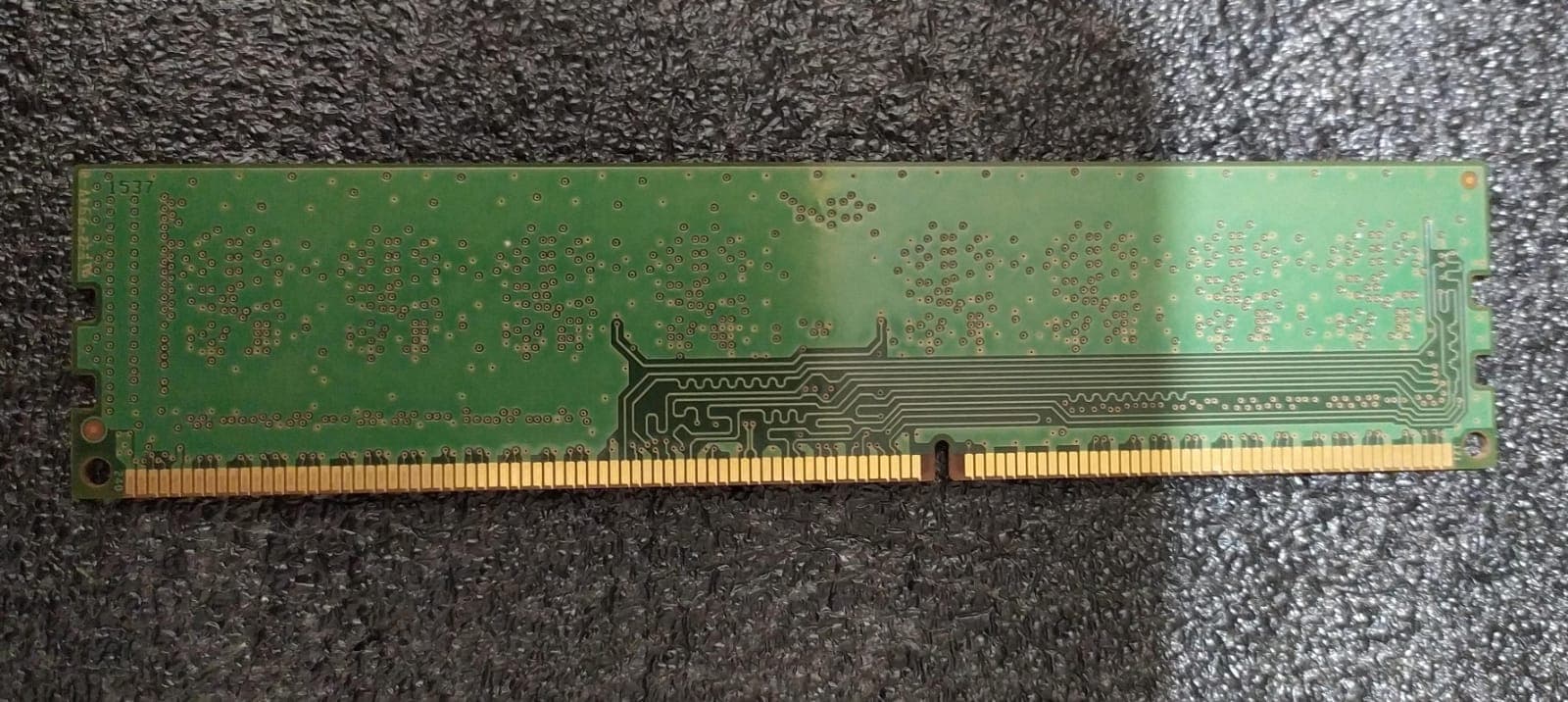 Memoria RAM Samsung M378B5173EB0-YK0 4GB DDR3L 1600MHz 1Rx8 PC3L-12800U (para desktops Intel y AMD) — imagen 3