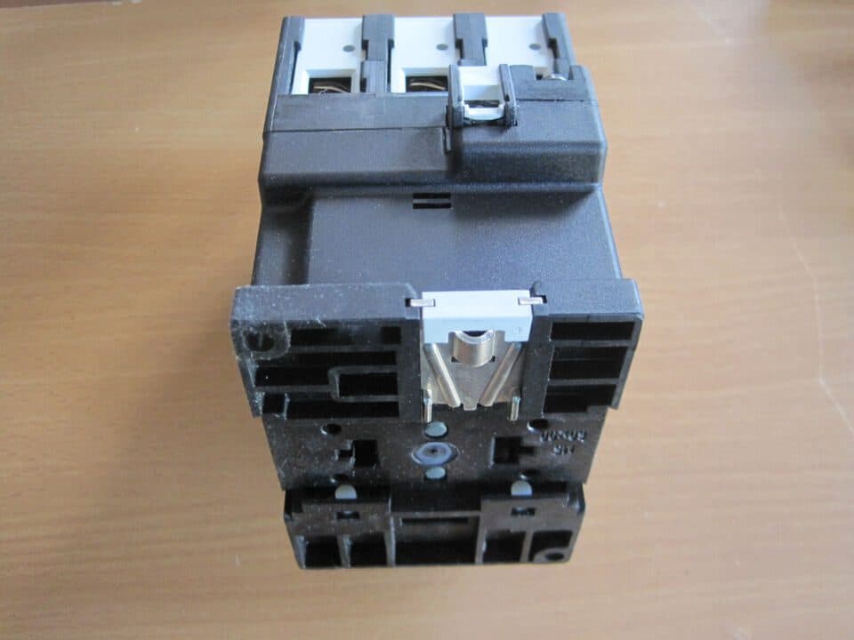 Moeller DIL2M/22 |contactor trifásico | para el control de motores eléctricos — imagen 6
