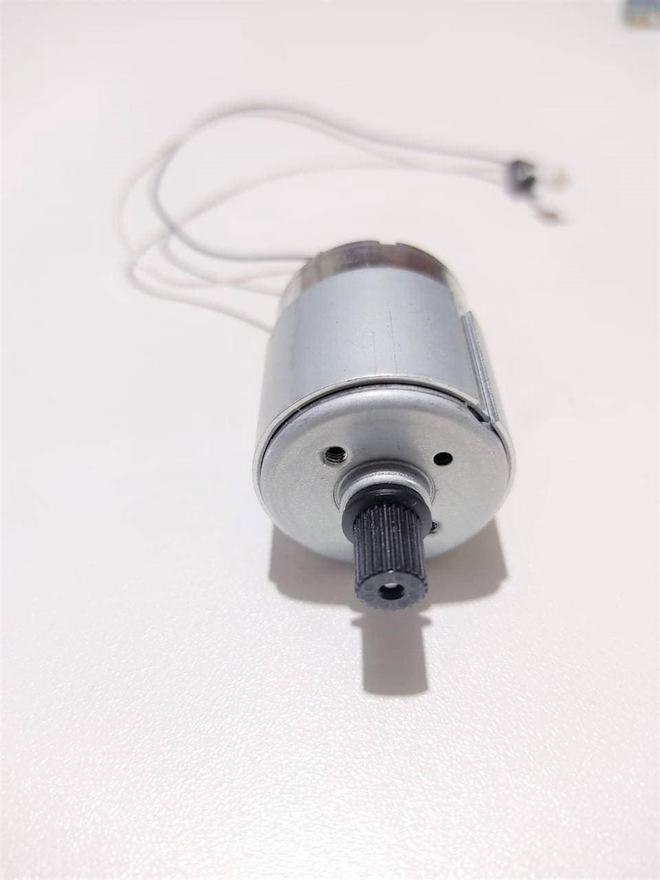 Motor 12v | DC 12 V pequeño usado – eje perfilado – ideal prototipos — imagen 1