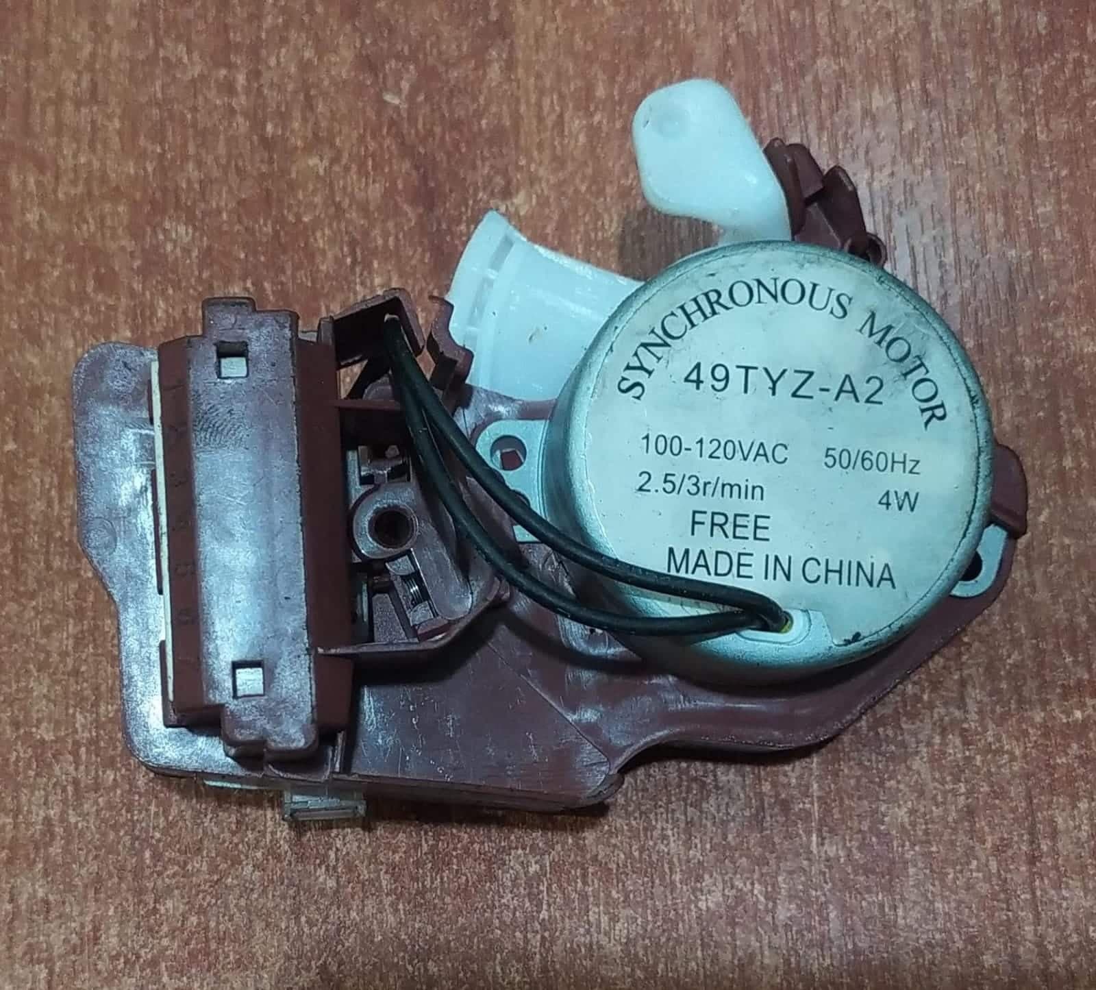 Motor Síncrono 49TYZ‑A2 100‑120VAC 50/60Hz 4W 2.5‑3rpm – Microondas, Actuadores y Proyectos — imagen 1