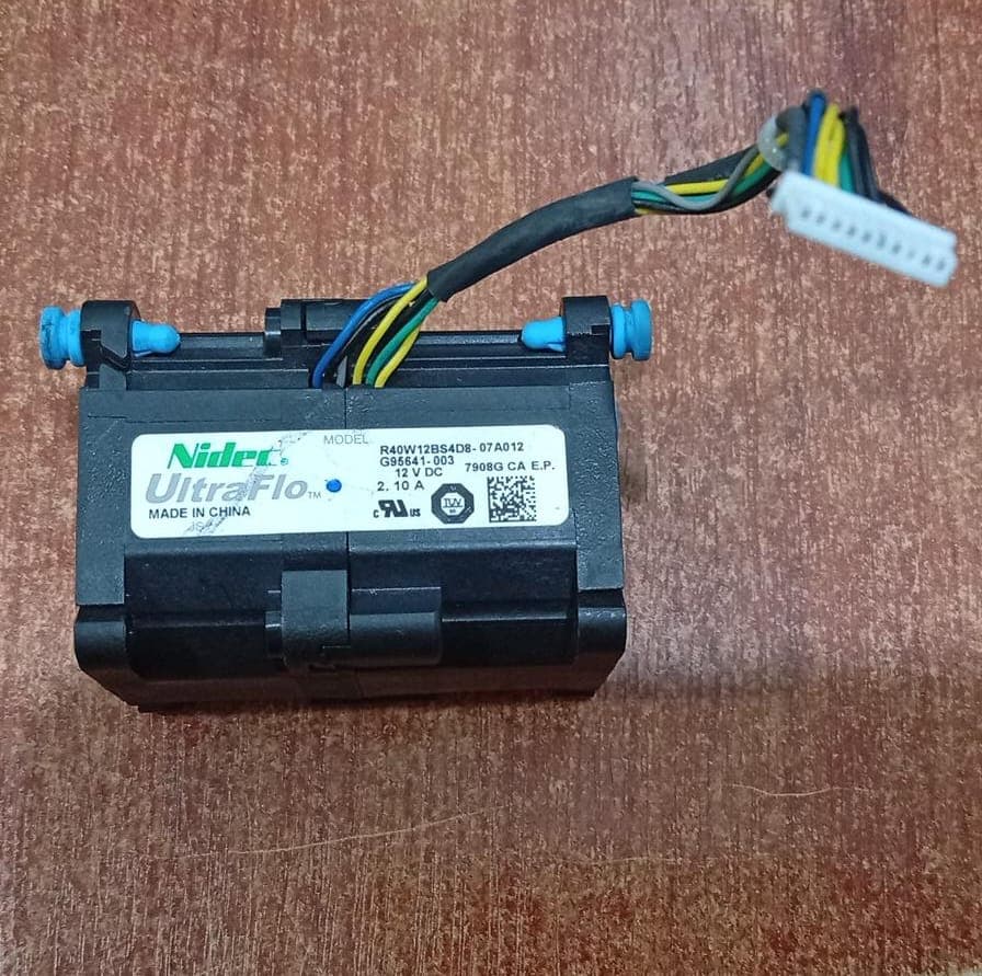 Nidec UltraFlo R40W12BS4D8‑07A012 (G95641‑003) 12 V DC 2.10 A — Ventilador de servidor 40 mm — imagen 2