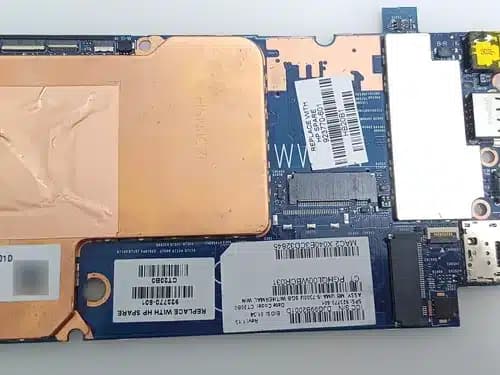 Placa Base de Laptop | 923770 -601 | HP Elite x2 1012 G2 6050A 2863101 UMA | i5-7300U 8GB — imagen 4