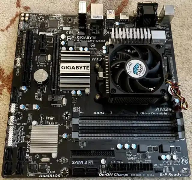 Placa base | GA-78LMT-USB3 | GIGABYTE | AMD SOCKET AM3+ | 2 RAM — imagen 1