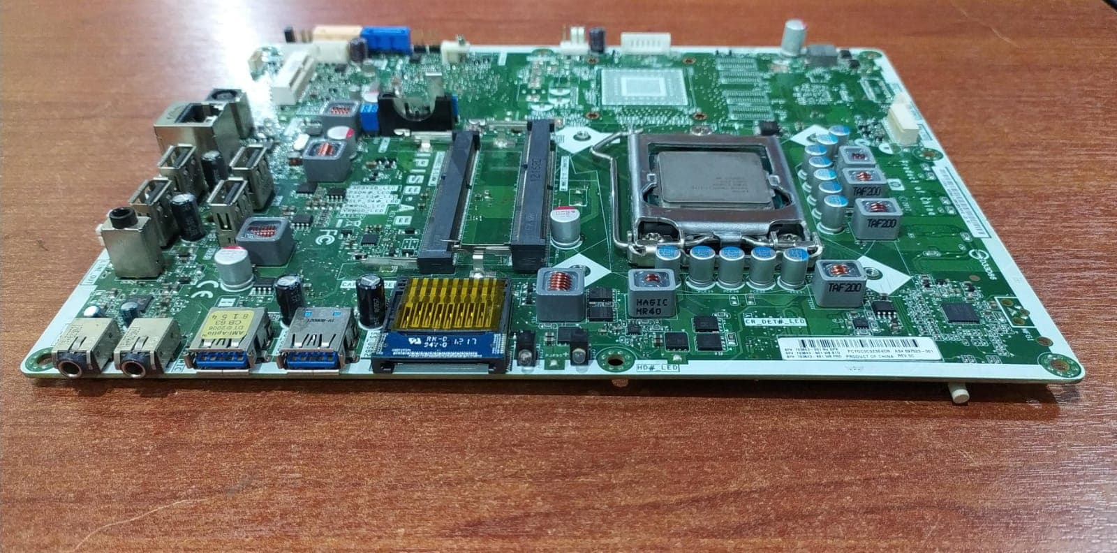 Placa Base HP Pavilion 20 All‑In‑One 3520 | IPISB‑AB | i3 de 2ª (SR05W) Tarjeta Gráfica H61 Express — imagen 3