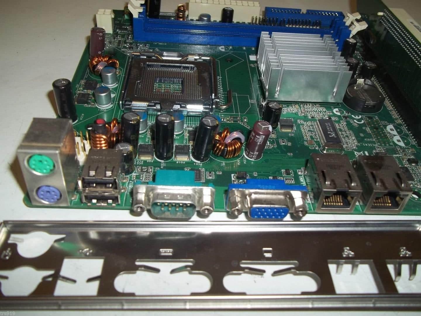 Placa madre | ASUS | P5GC-MR/RS100-X5 | Intel Celeron 430 SL9XN | LGA775 Desktop/ Server/ Router | Motherboard — imagen 2
