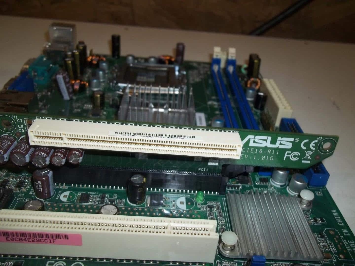 Placa madre | ASUS | P5GC-MR/RS100-X5 | Intel Celeron 430 SL9XN | LGA775 Desktop/ Server/ Router | Motherboard — imagen 4