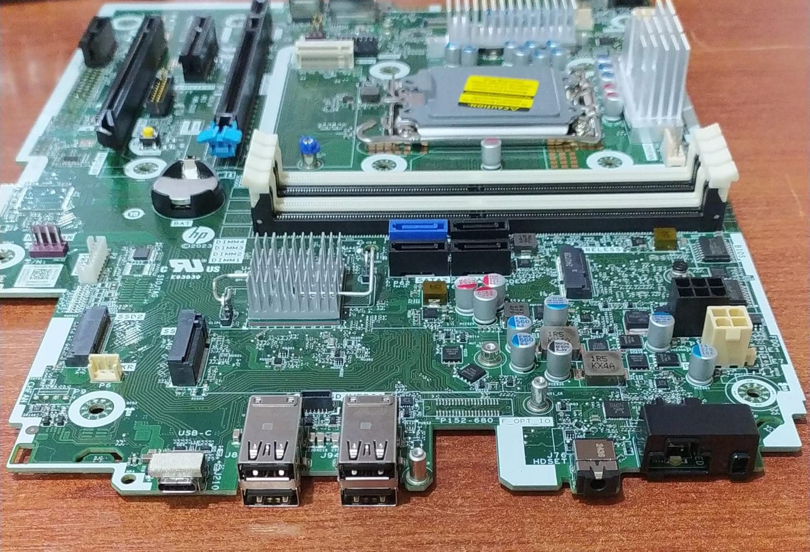 Placa Madre | HP | E93839 FXN1 | DDR3 | HP COMPAQ 8200 ELITE — imagen 3