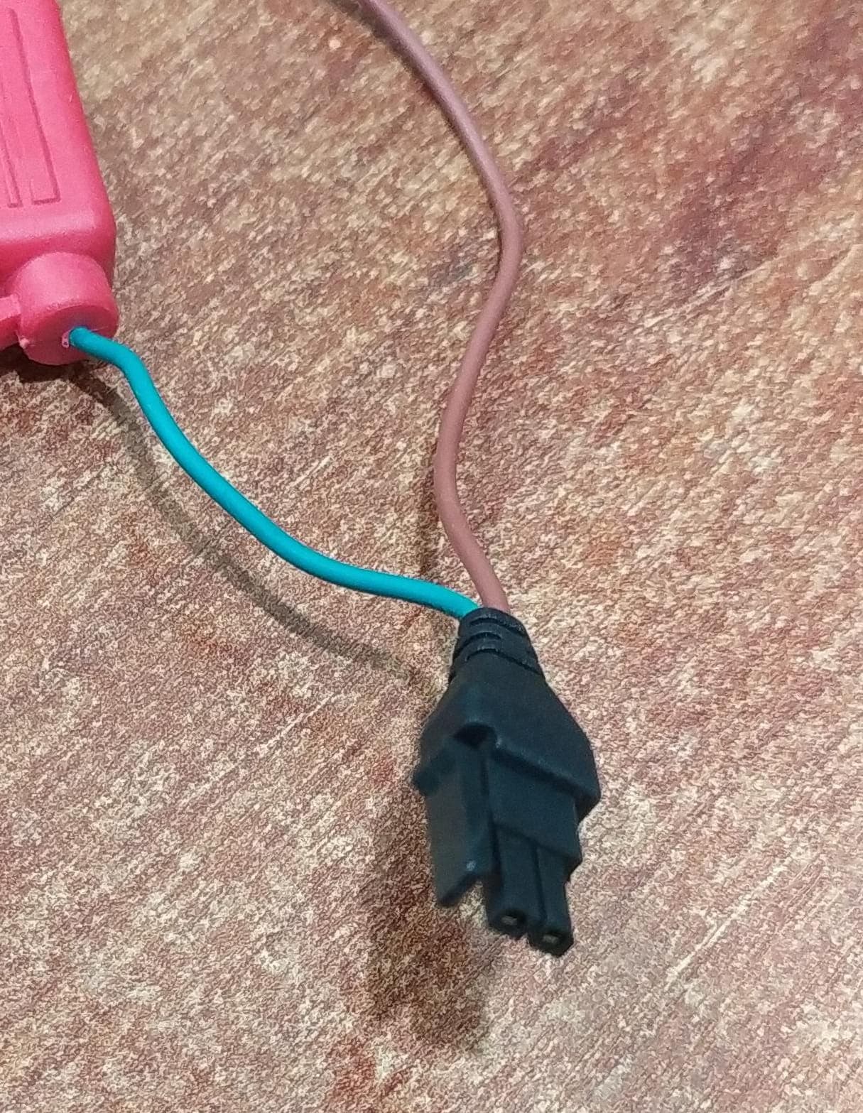Portafusibles en línea ATC/ATO 12 AWG con tapa impermeable – Protección 30 A — imagen 4