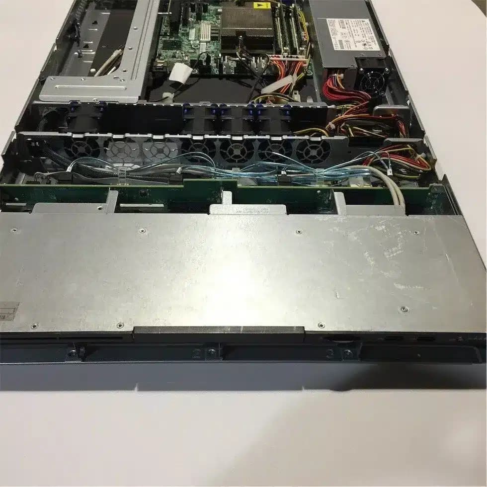 Servidor HP PROLIANT DL120 G7 | De uso | 8 gb ram | 500 gb HDD — imagen 3