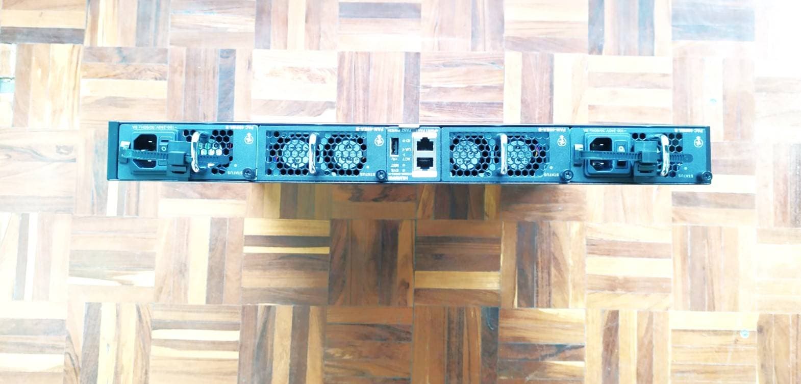 SWITCH HUAWEI CE6855-48S6Q-HI 48X 10G 48 PUERTOS — imagen 2