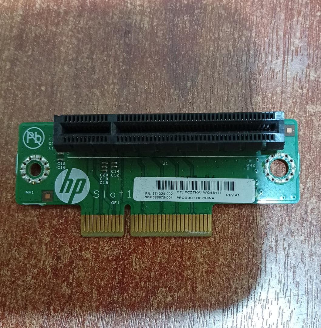 Tarjeta Riser PCIe x8 HP A11SBR1 671324-001 para Servidor ProLiant DL320e Gen8 — imagen 1