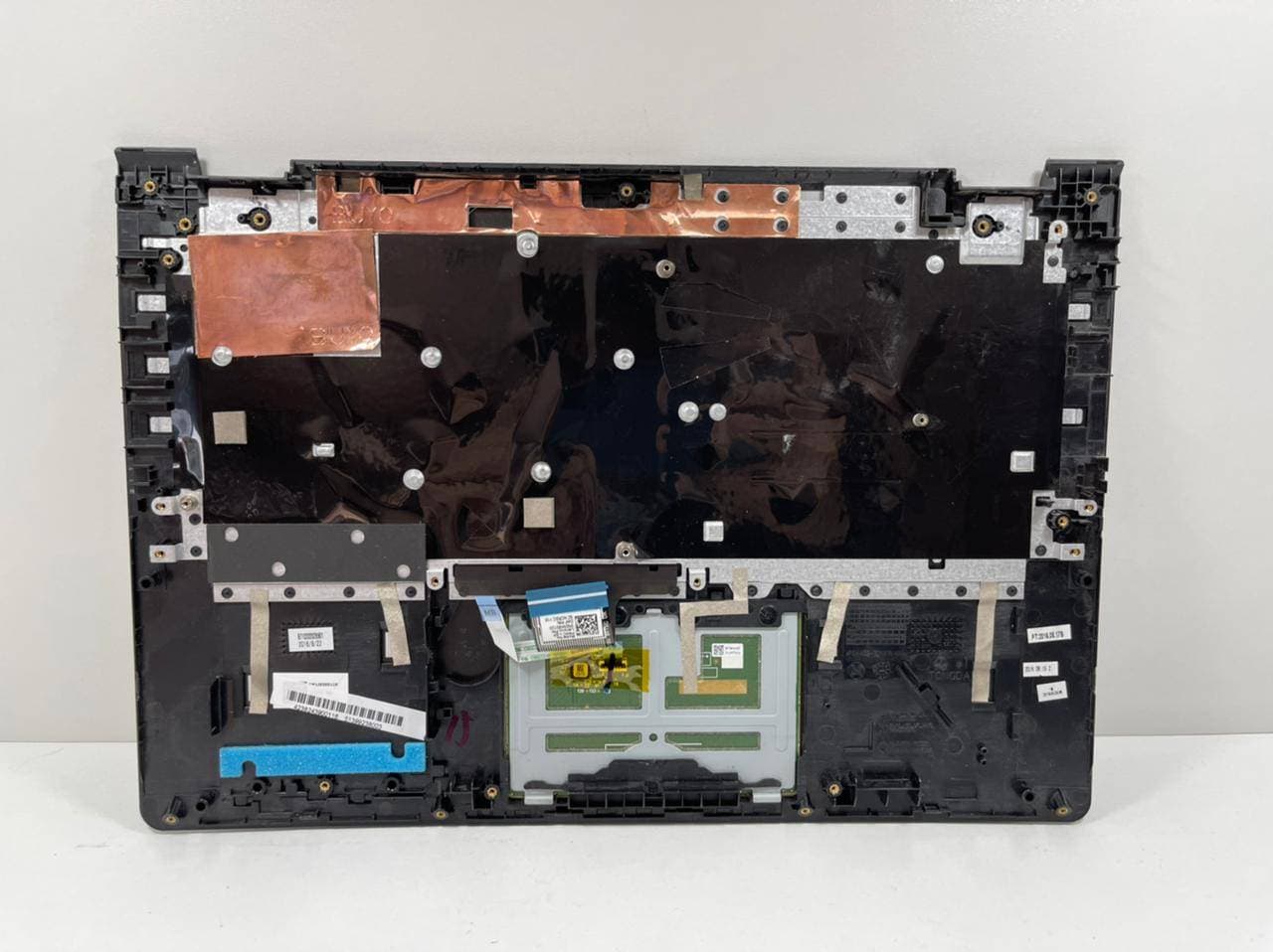 Teclado y carcasa reposamanos Lenovo Ideapad Yoga 510-15 ISK IKB 5CB0L66052 — imagen 2