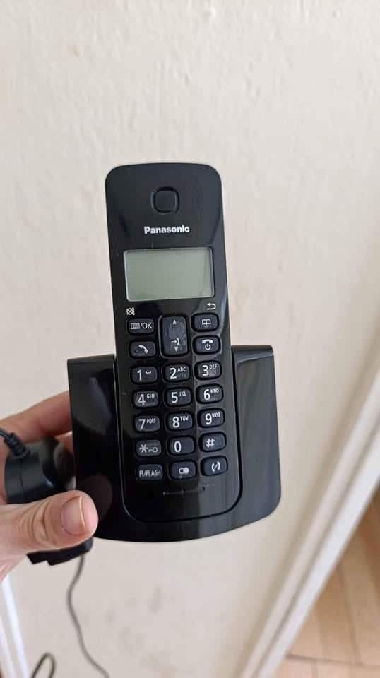 Teléfonos inalámbricos | KX-TGC350LA | KX-TGB110LA | Sin Caja | Seminuevo — imagen 2
