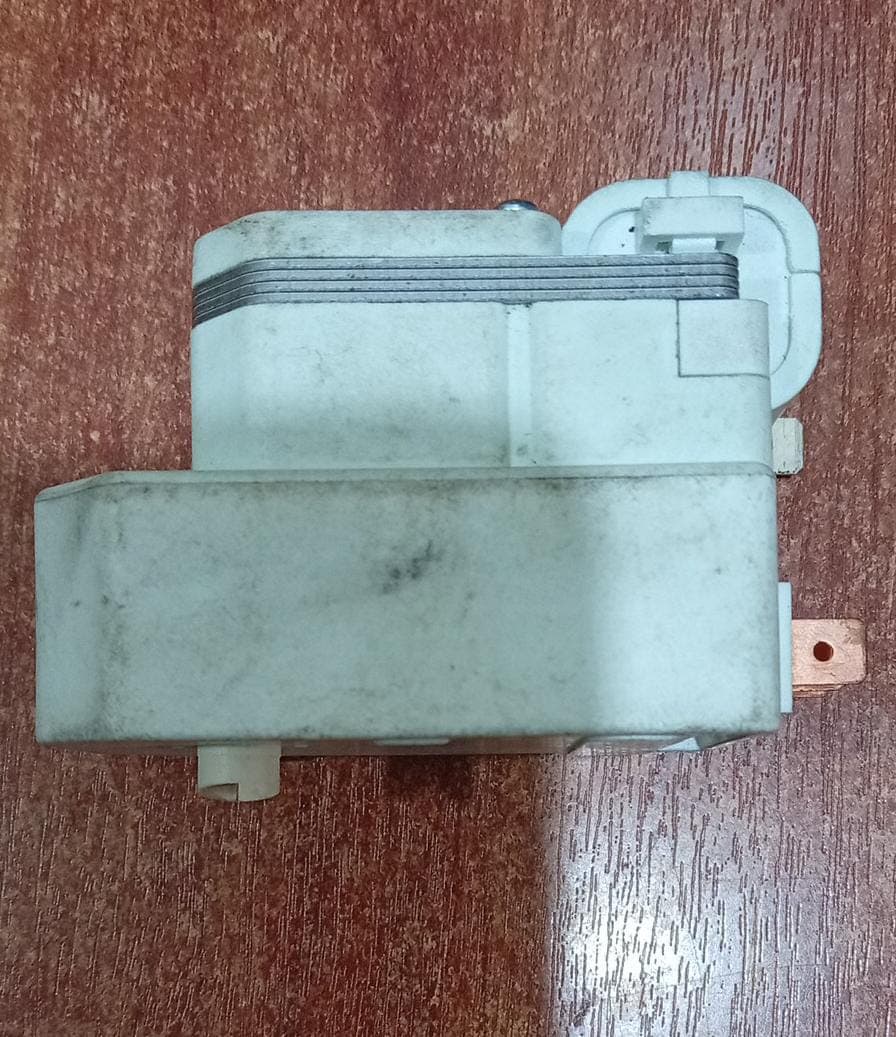 Temporizador deshielo ROSAN DBZ‑807‑1D4 AC100‑120V 6H40M 50/60Hz – para Equipos de Refrigeración — imagen 2