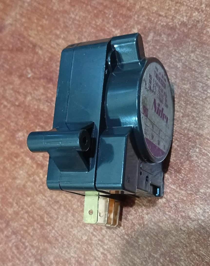 Timer / Reloj de Deshielo Nidec TMDJ625ZQ9 6 h 25 min – 4 terminales – 120 V — imagen 2