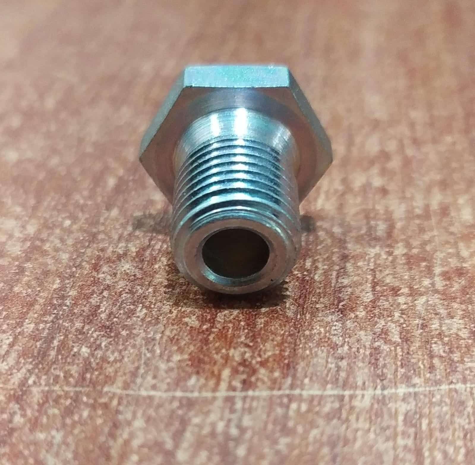 Tornillo Banjo Mopar 00551847/3 Orificio Central para Líneas de Freno Ram 2500/3500 2013-2020 — imagen 3