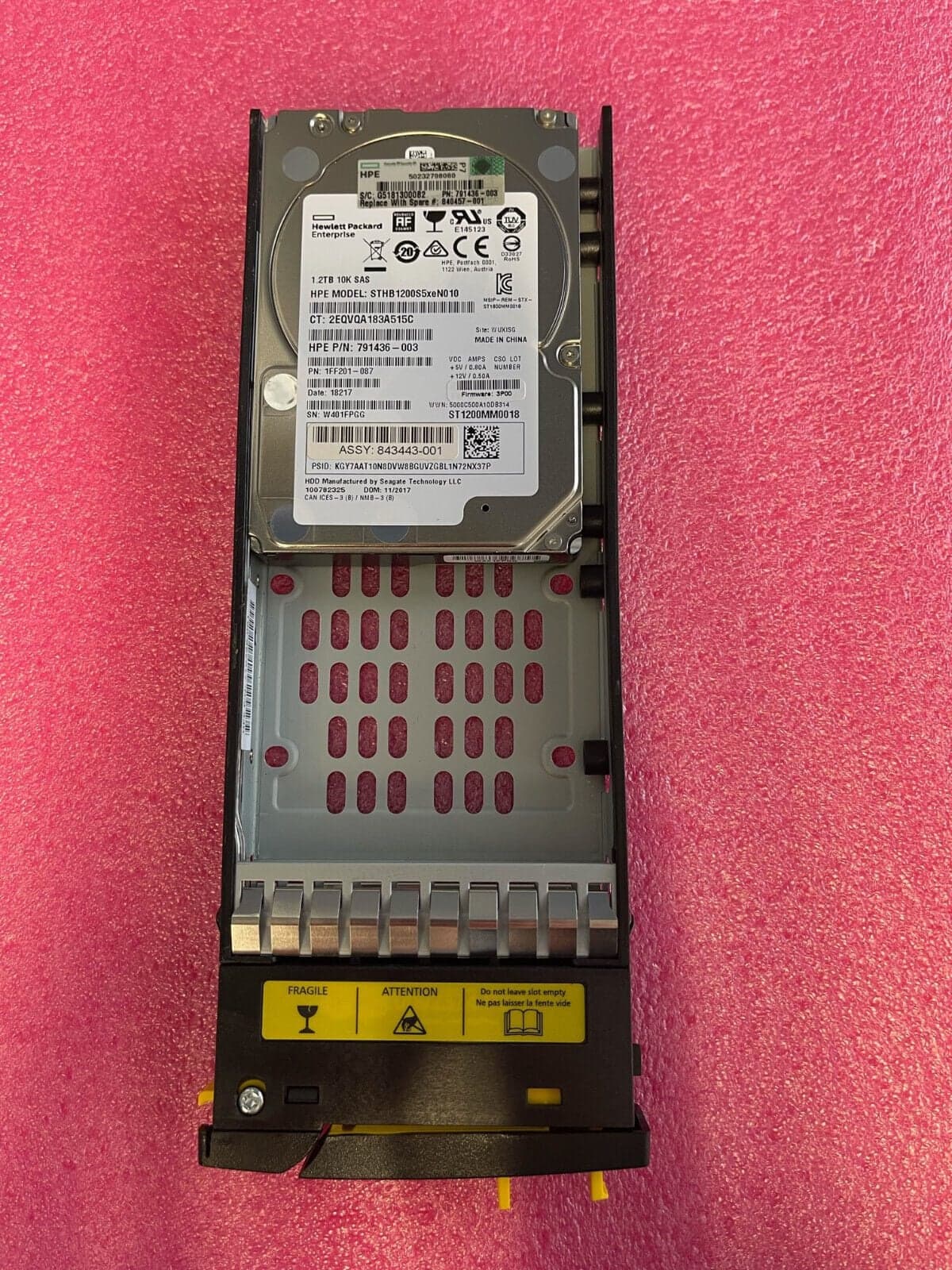 Unidad de disco duro SAS HPE 3PAR 1,2 TB 10 k con bandeja STHB1200S5xeN010 791436-003 843443-001 — imagen 1