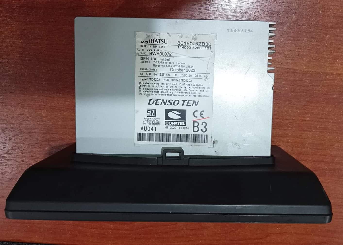 Unidad Sintonizador/Tuner Assembly Stereo Toyota‑Daihatsu 86180‑BZB30 Seminuevo — imagen 3