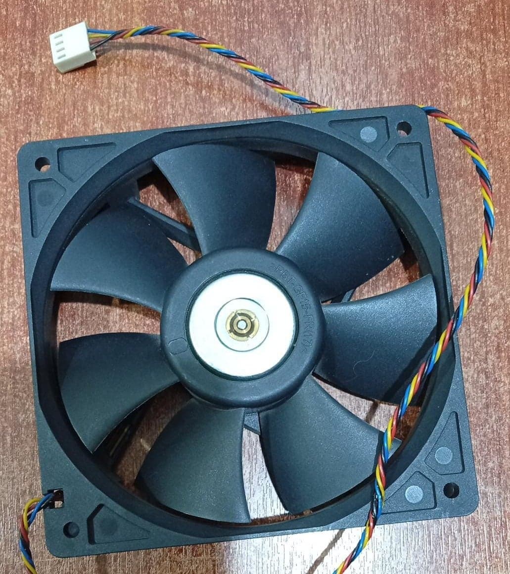 Ventilador Axial Delta Electronics AFB1212HH 12V 120x120x25mm Usado — imagen 2
