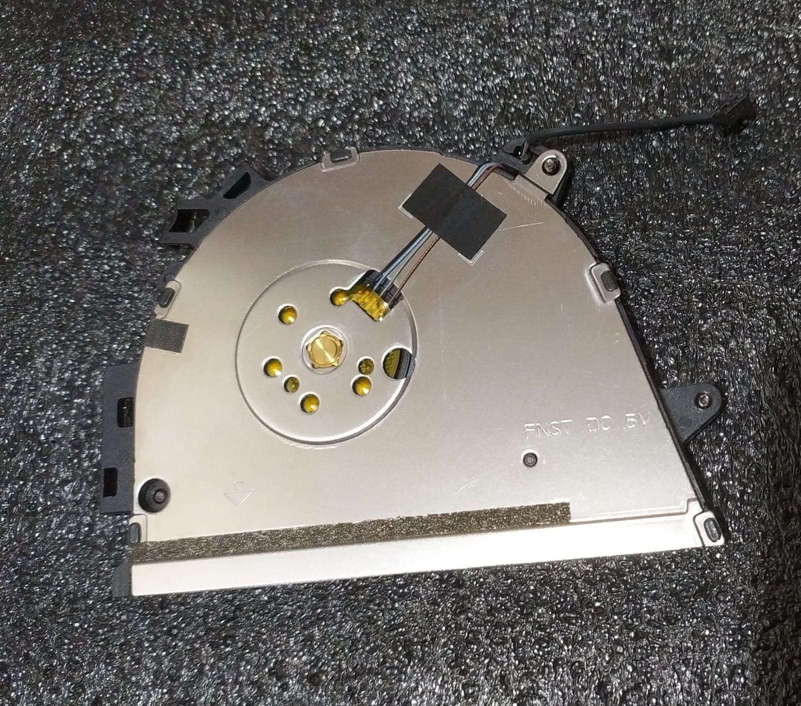 Ventilador de Refrigeración | EG70040S1-C | DFS5K121154915 | HP EliteBook 835 - 840 - 845 - 860 - 1040 - 650 G9 G10, 865 G9 — imagen 1