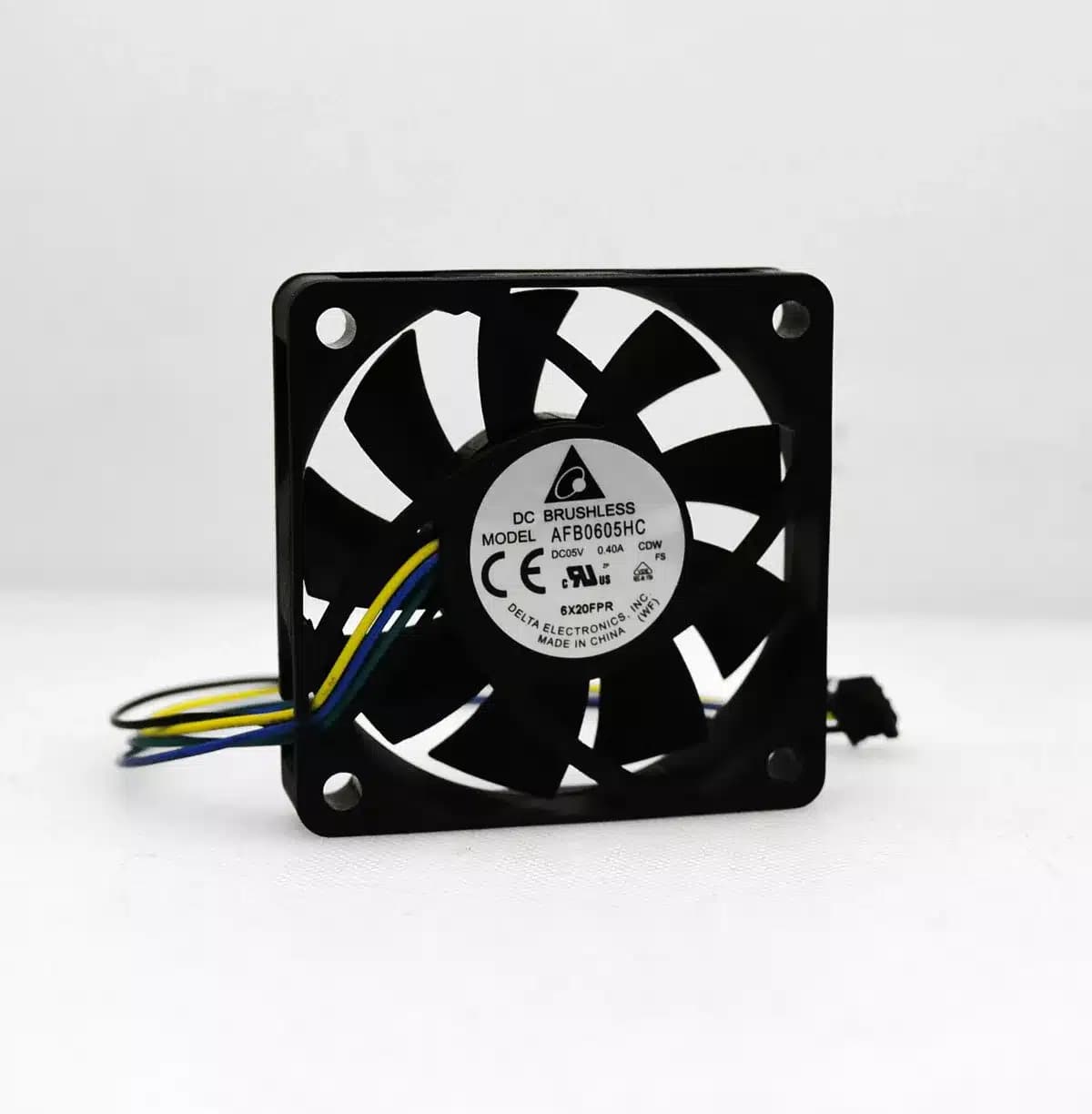 Ventilador / Disipador | DC BRUSHLESS AFB0605HC | DC05V 0.40A | SELLADO — imagen 1