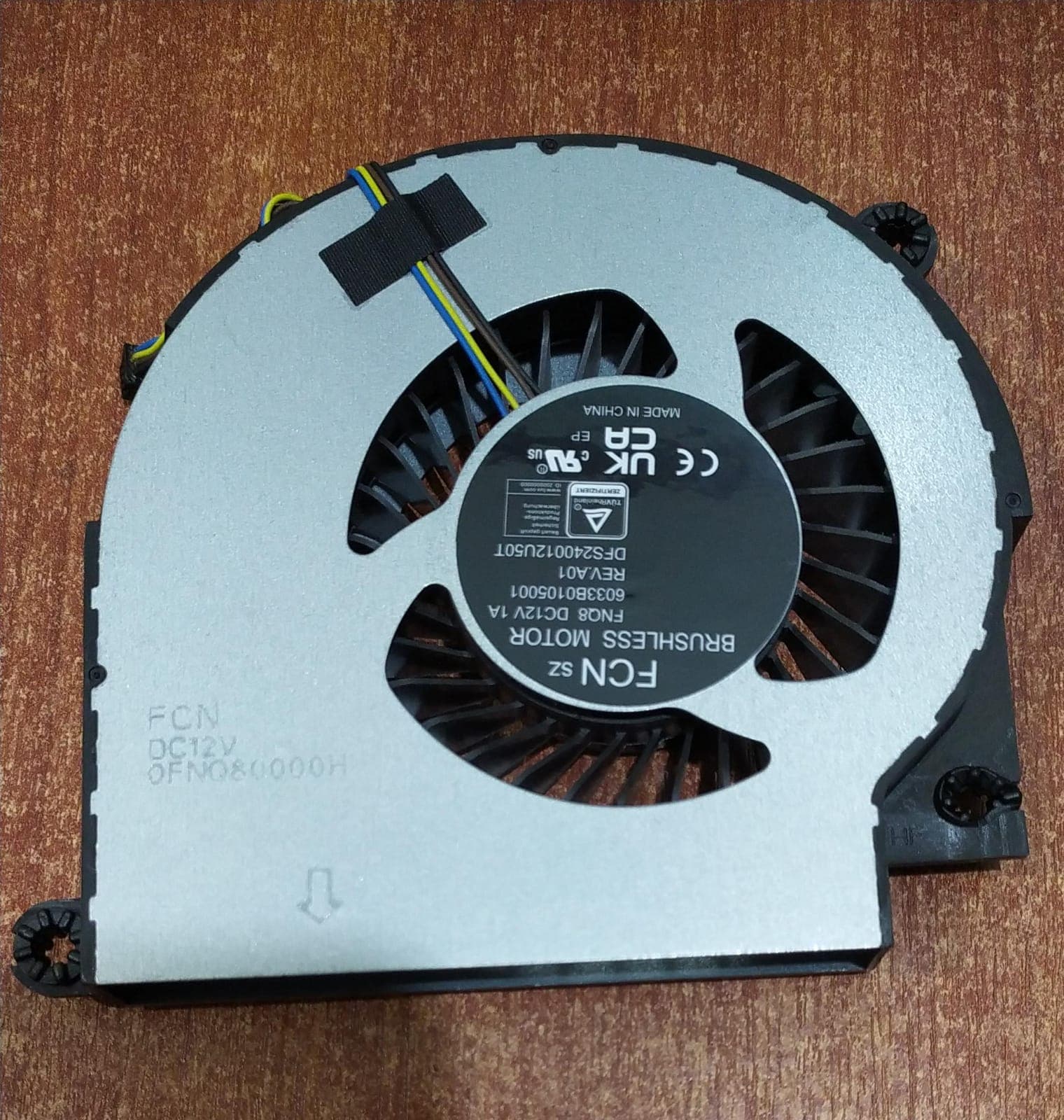 Ventilador (Fan Laptop) tipo blower (FCN / DFS240012U50T) Seminuevo — imagen 1